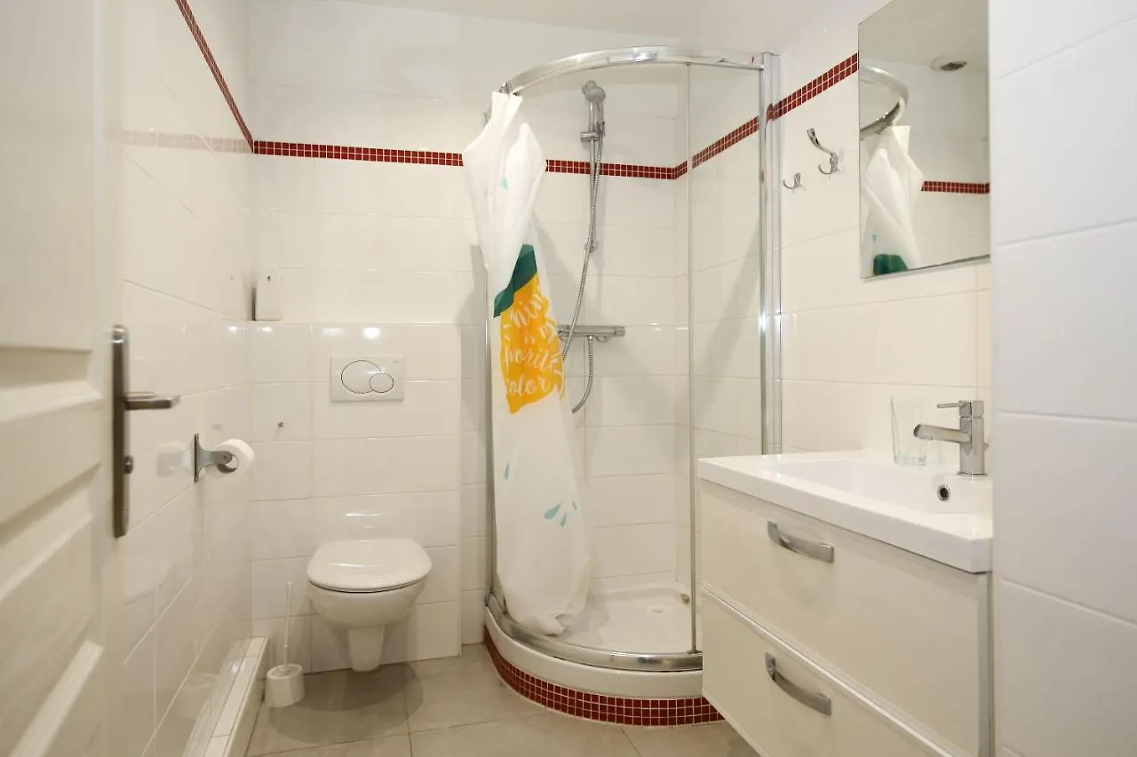 Rdj - Appartement Moderne Et Elegant A Paris 5 0*,
